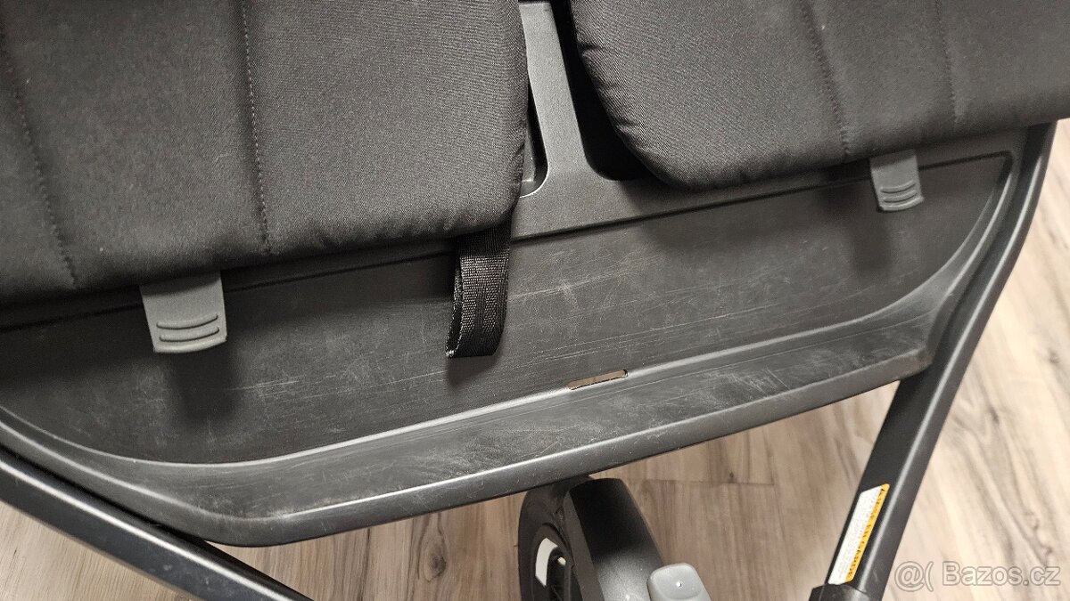 Kočárek THULE Urban Glide 3 Double Black - 4