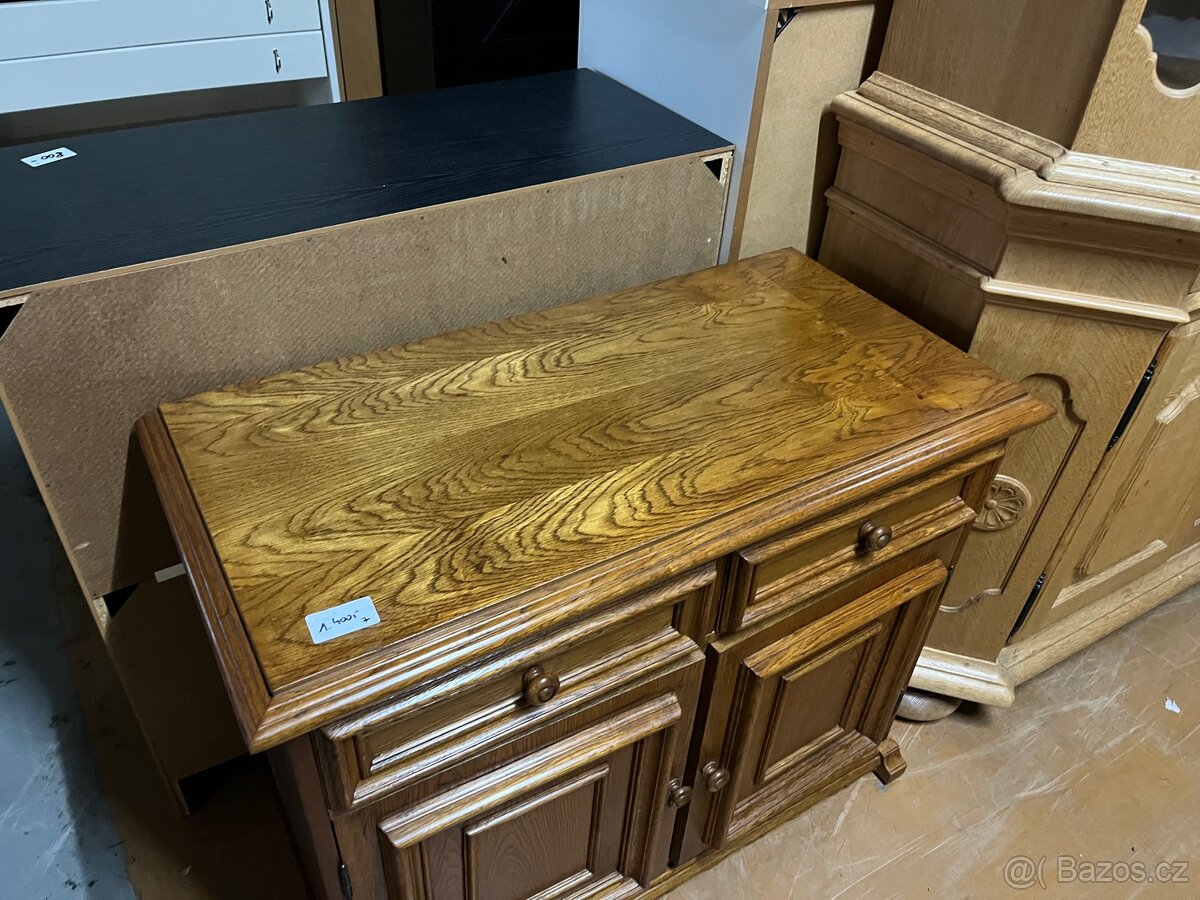 Komoda - 4