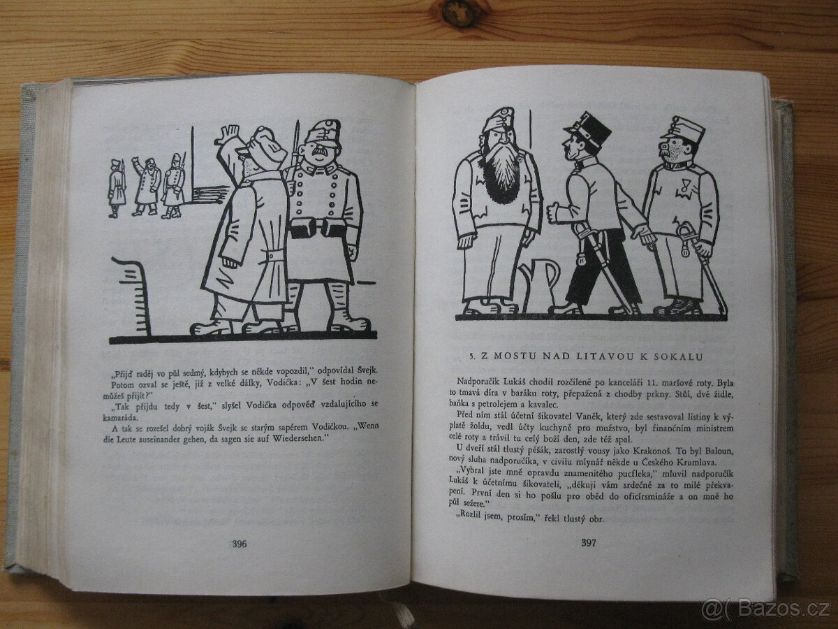 Atlas lodi a jiné zajímavé knihy , model lodi , plus Švejk - 4