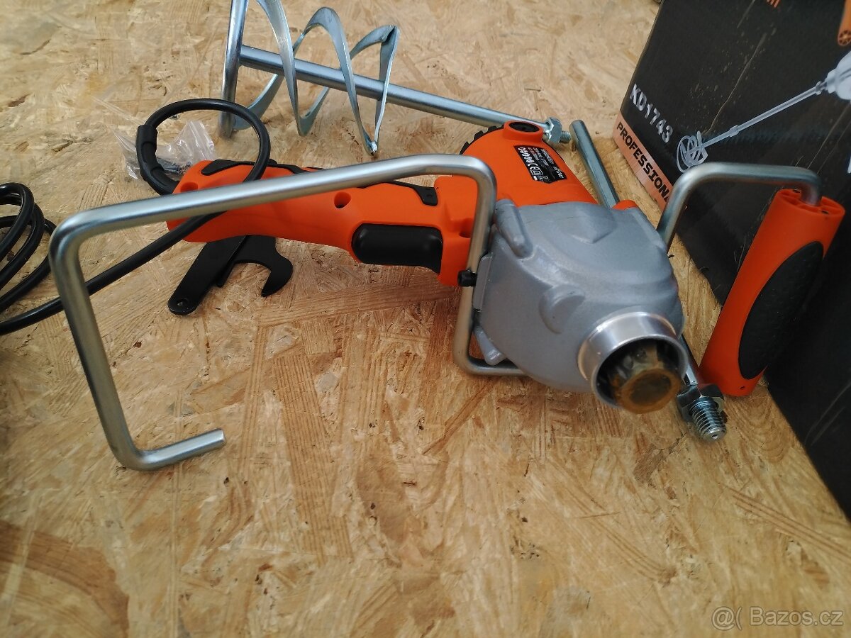 Elektrické míchadlo 2750W - 4