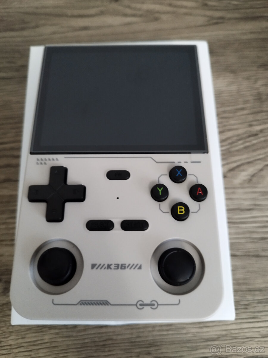 Retro handheld konzole K36 (16 000 her) - 4