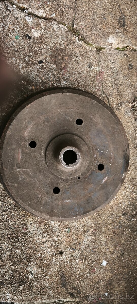 Š 120 brzdové čelisti + pružiny - 4