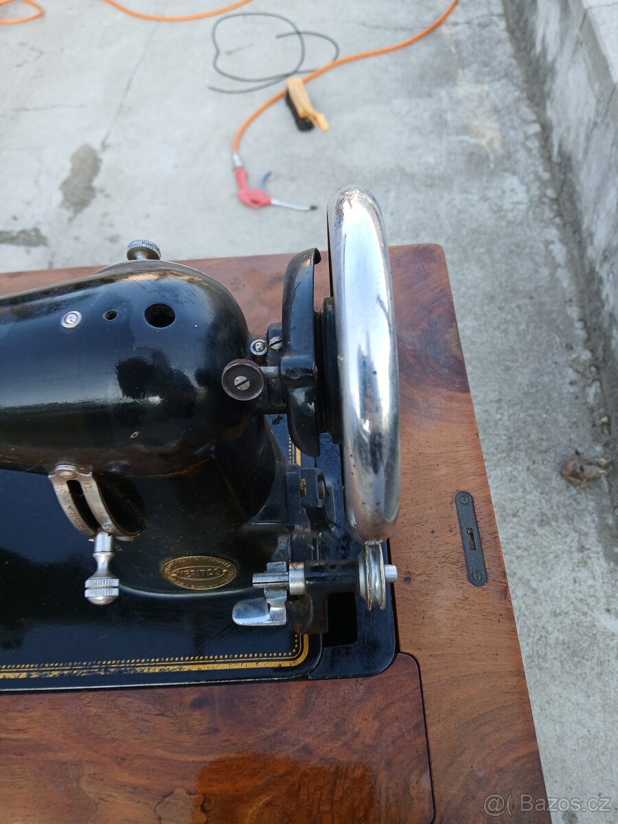 Šicí stroj Veritas - 4