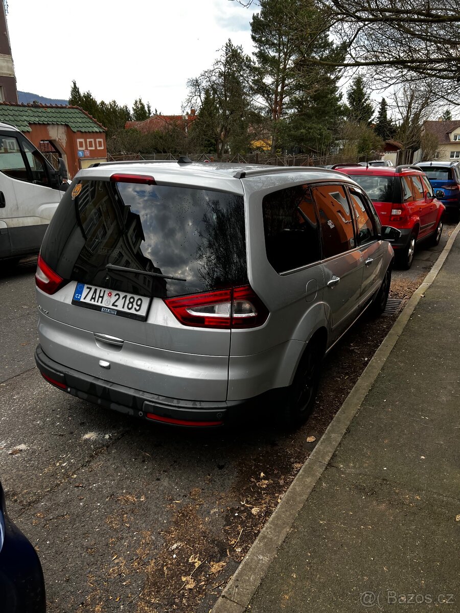 Ford Galaxy 2.2 TDCI - 4