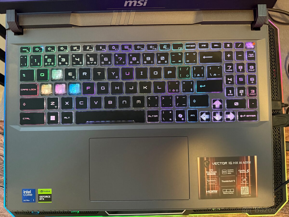 MSI Vector 16 HX AI (RTX 5070 Ti) – V ZÁRUCE - 4
