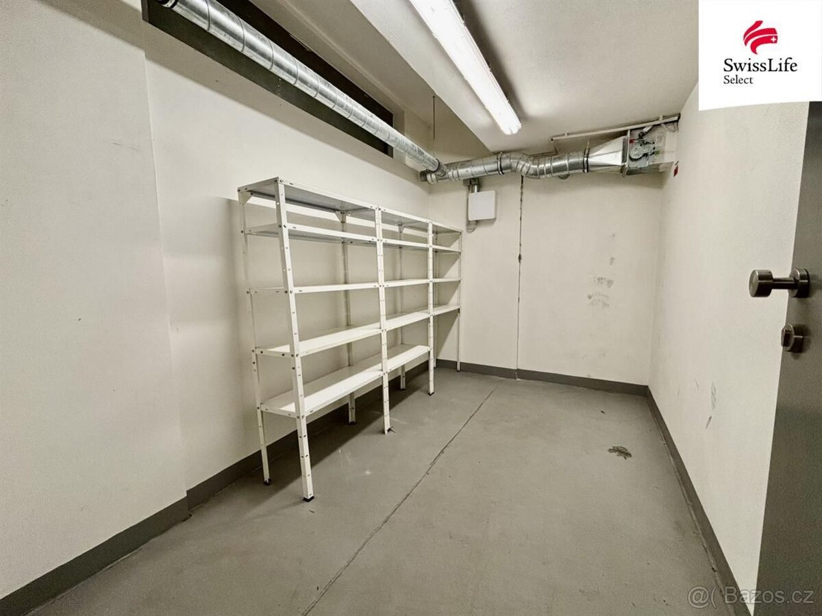 Pronájem skladového prostoru 18 m2 třída Edvarda Beneše, Hra - 4