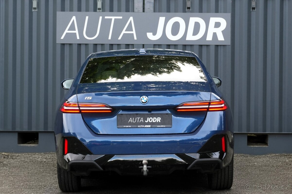 BMW i5 G60 290 kW B&W, Ventilace,Tažné - 4