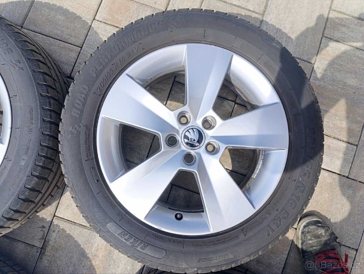 Sada disků škoda Scala R16 - 4