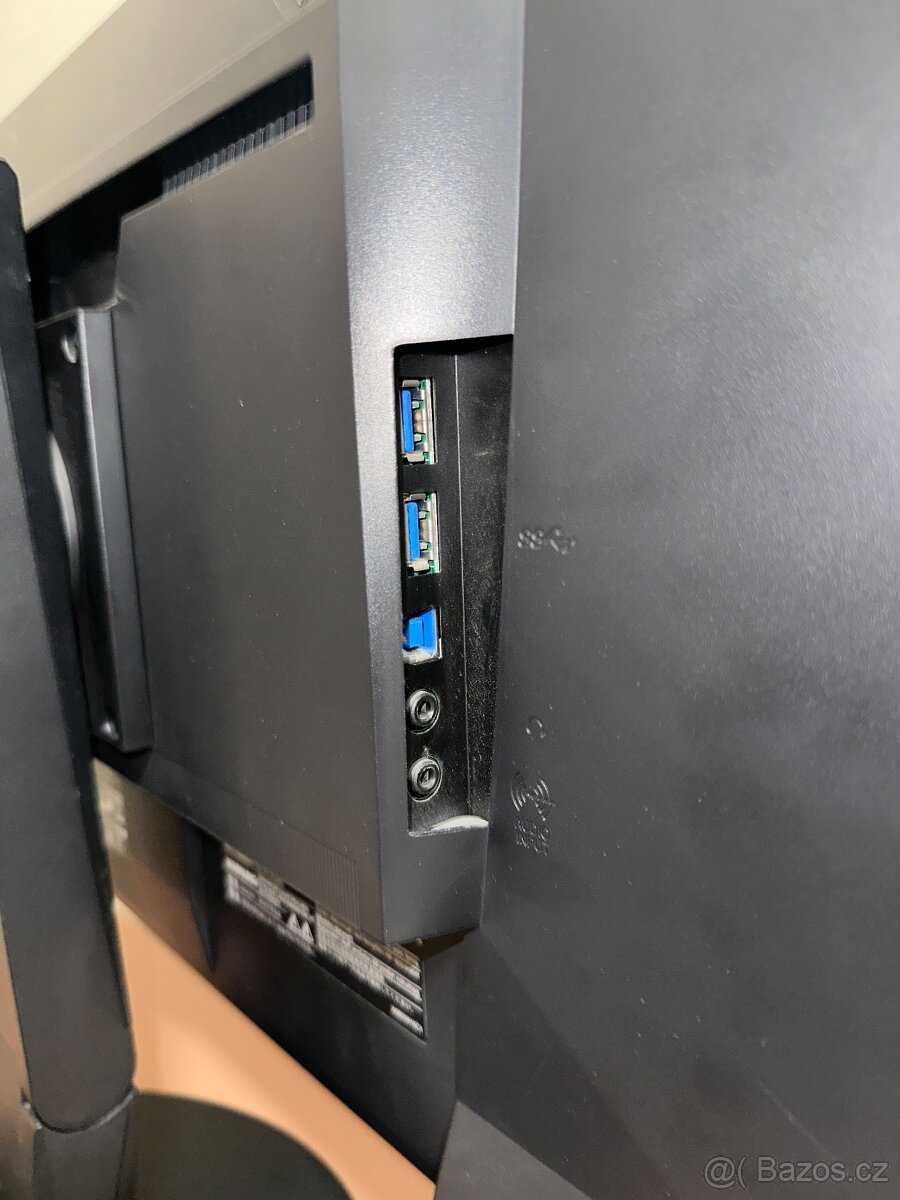 Monitor EIZO EV2450 IPS displej 23,8 palců - 4