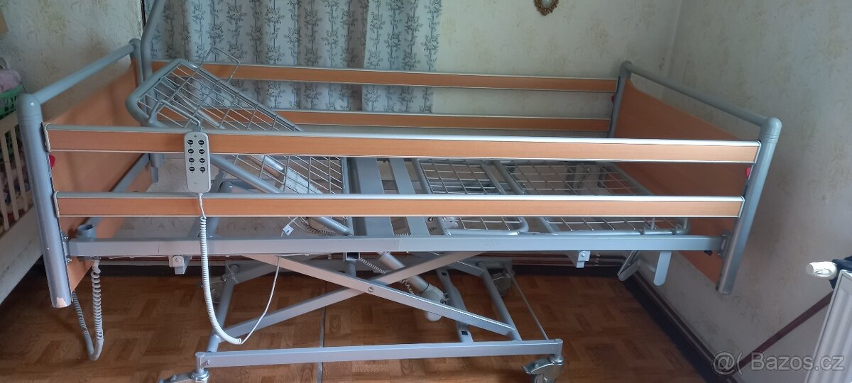 Polohovací elektrická postel - 4