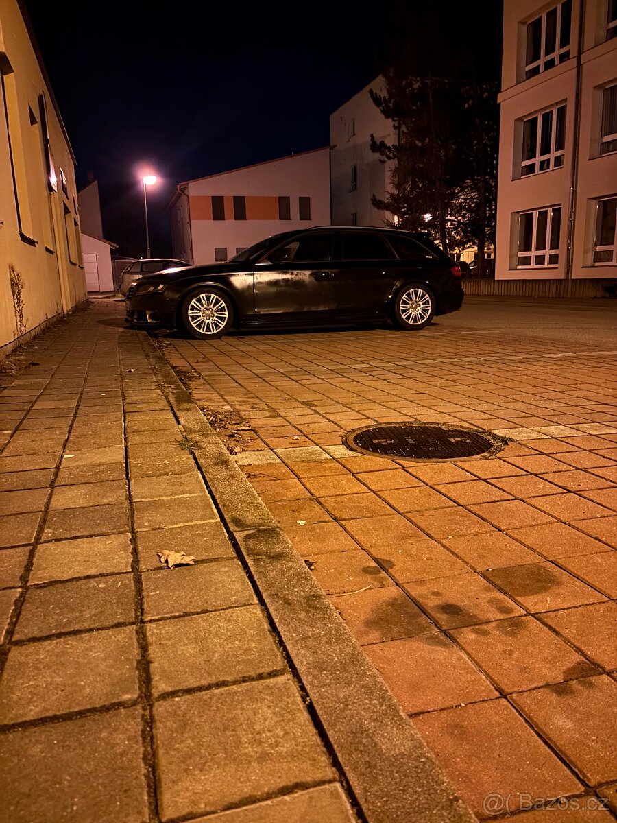 Audi a4b8 - 4