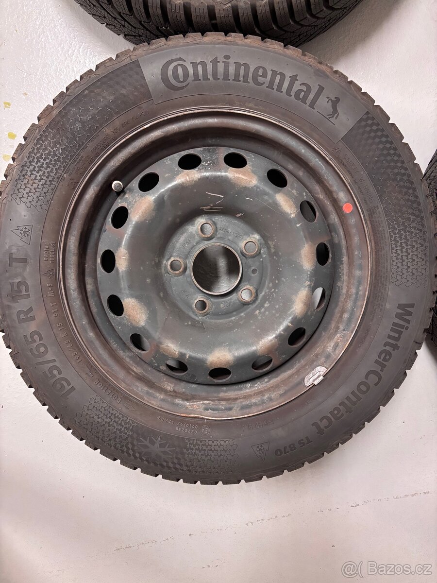 Prodám kompletně kola 5x112 ( plecháče) - 4