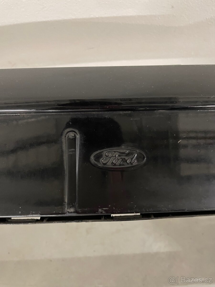 Prodám přední nárazník Ford Fiesta ST150 - 4
