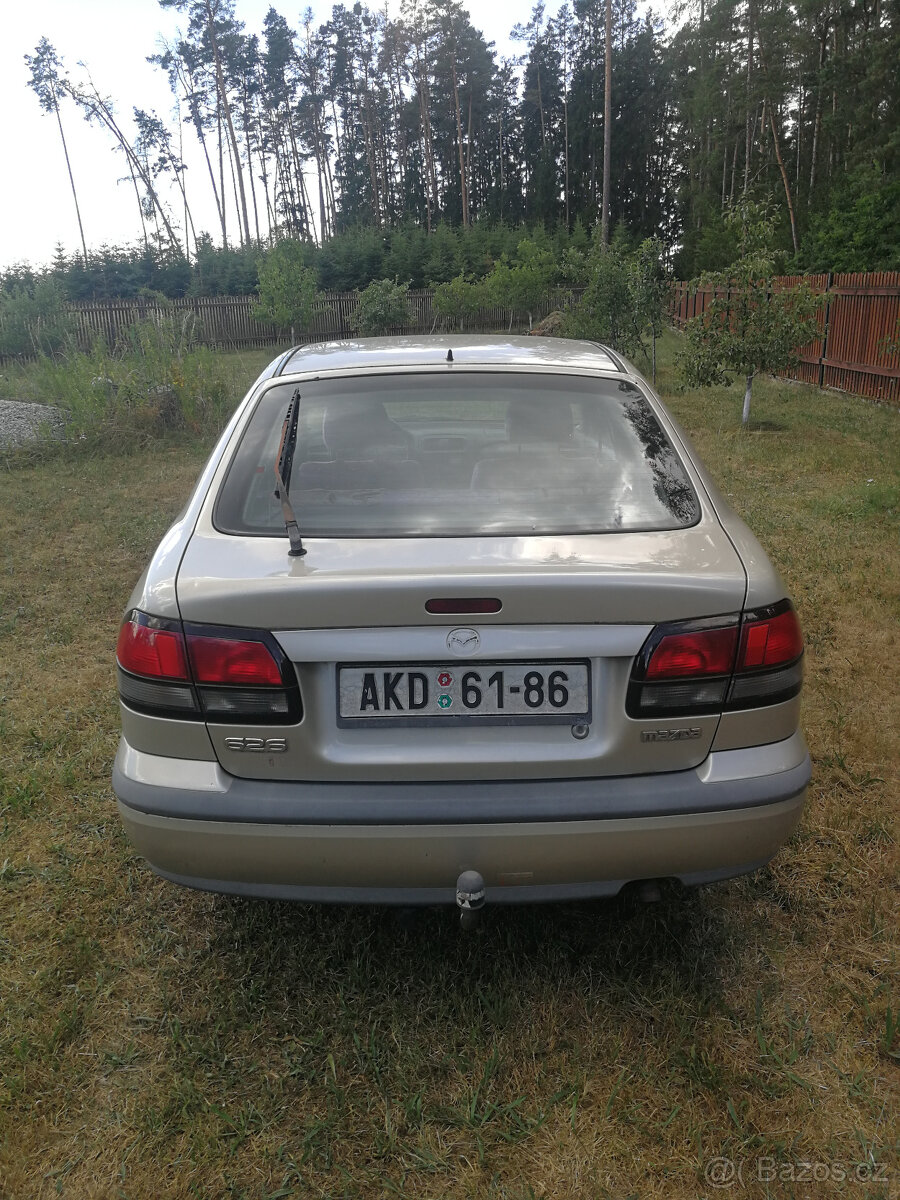 MAZDA 626 2.0 D hatchback - 4