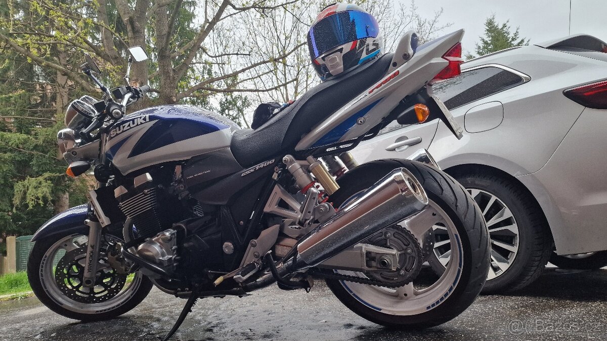 Suzuki GSX 1400 - 4