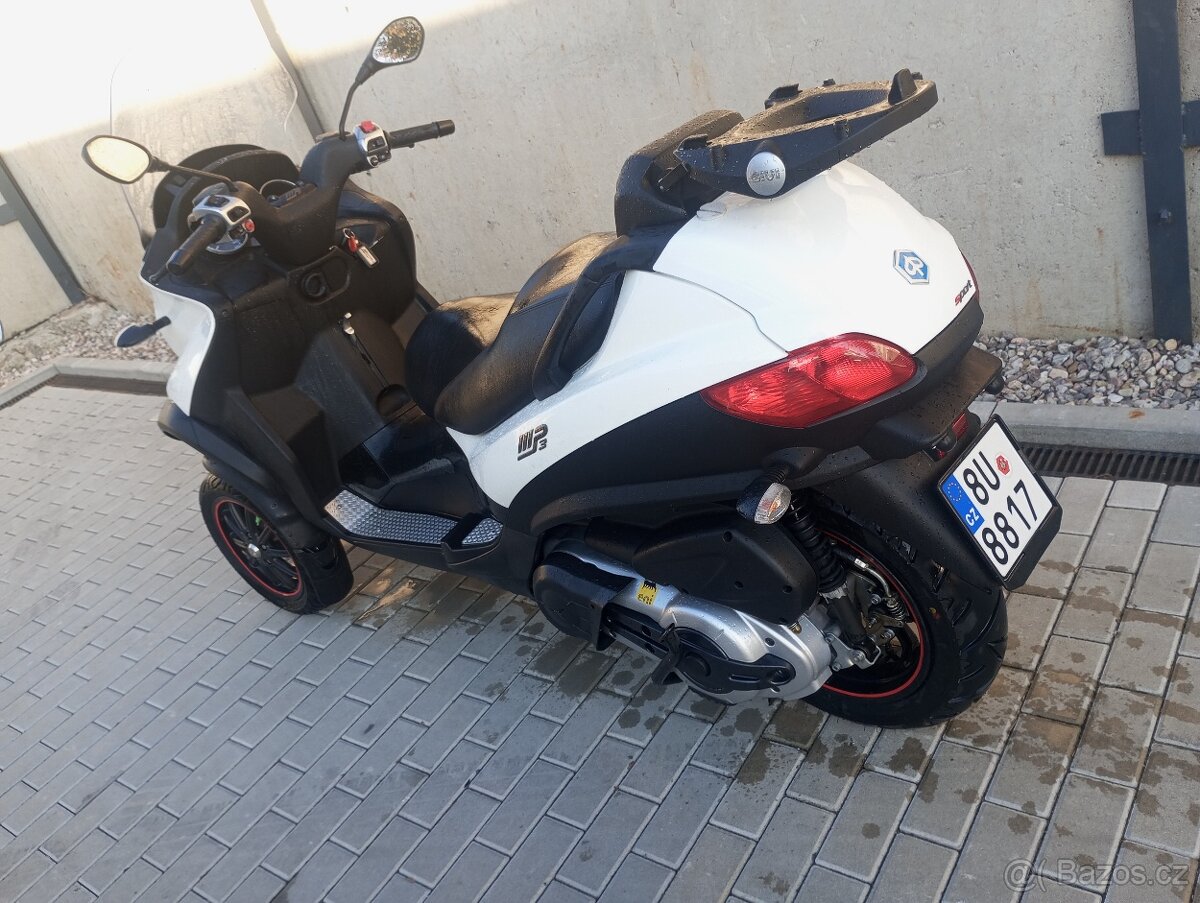 Piaggio MP3 500 Sport - 4