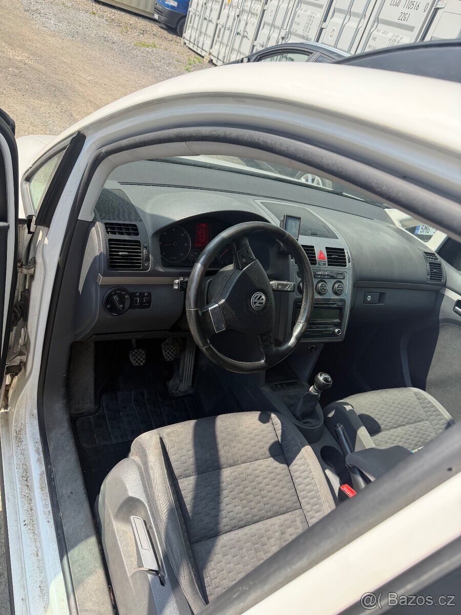 Toura 2.0tdi - 4
