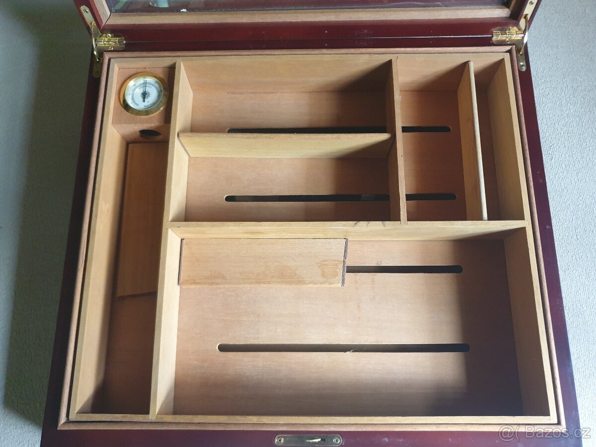 Humidor na 100 doutníků - 4