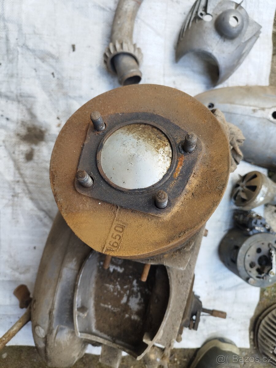 Jawa 250 - 4