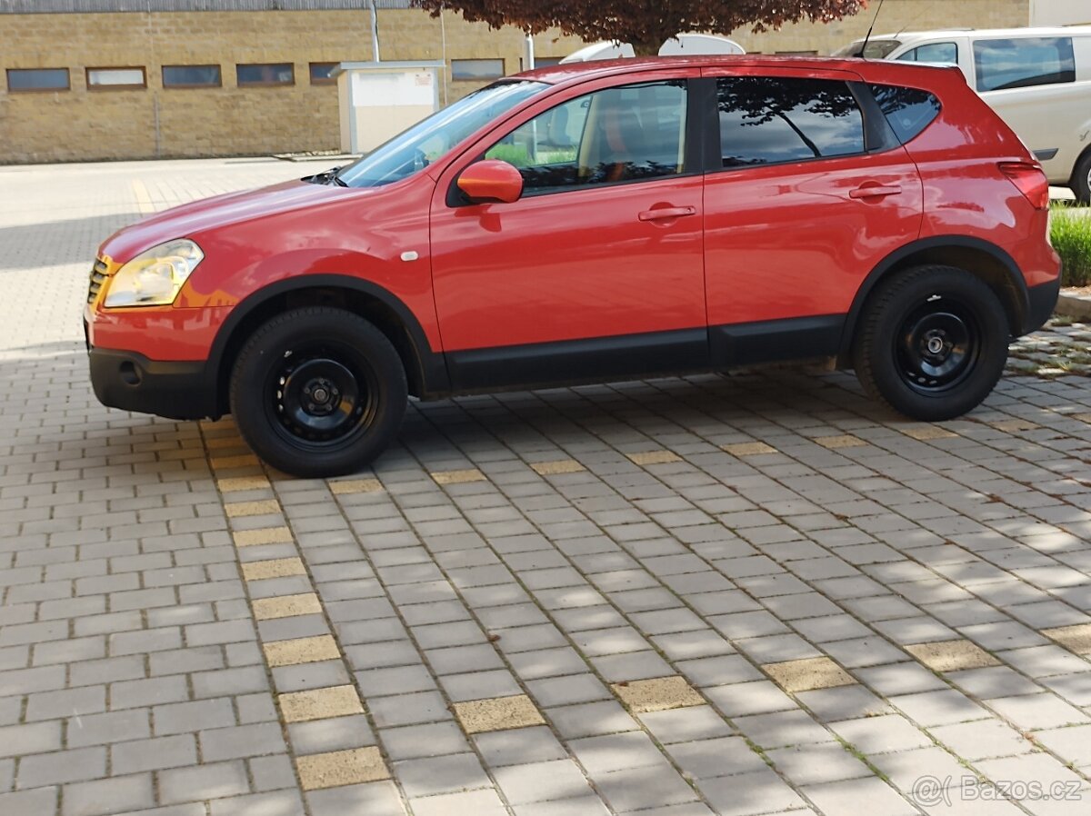 Nissan QASHQAI 1.5DCi 2008 bezDPF 6kvalt tažné 2.majitel