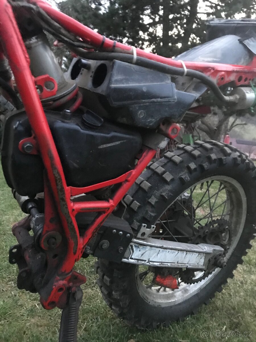 Yamaha TT600