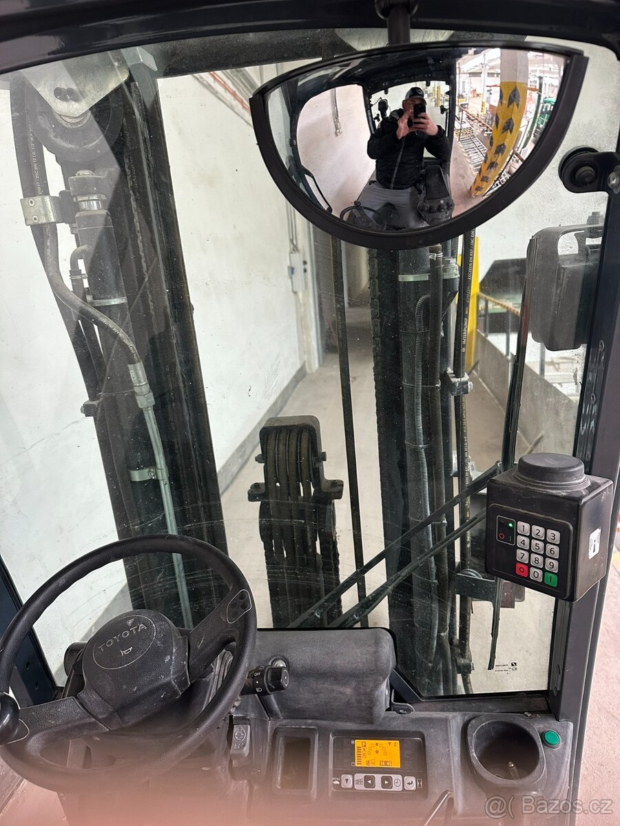 TOYOTA 16T - vysokozdvižný vozík - 4