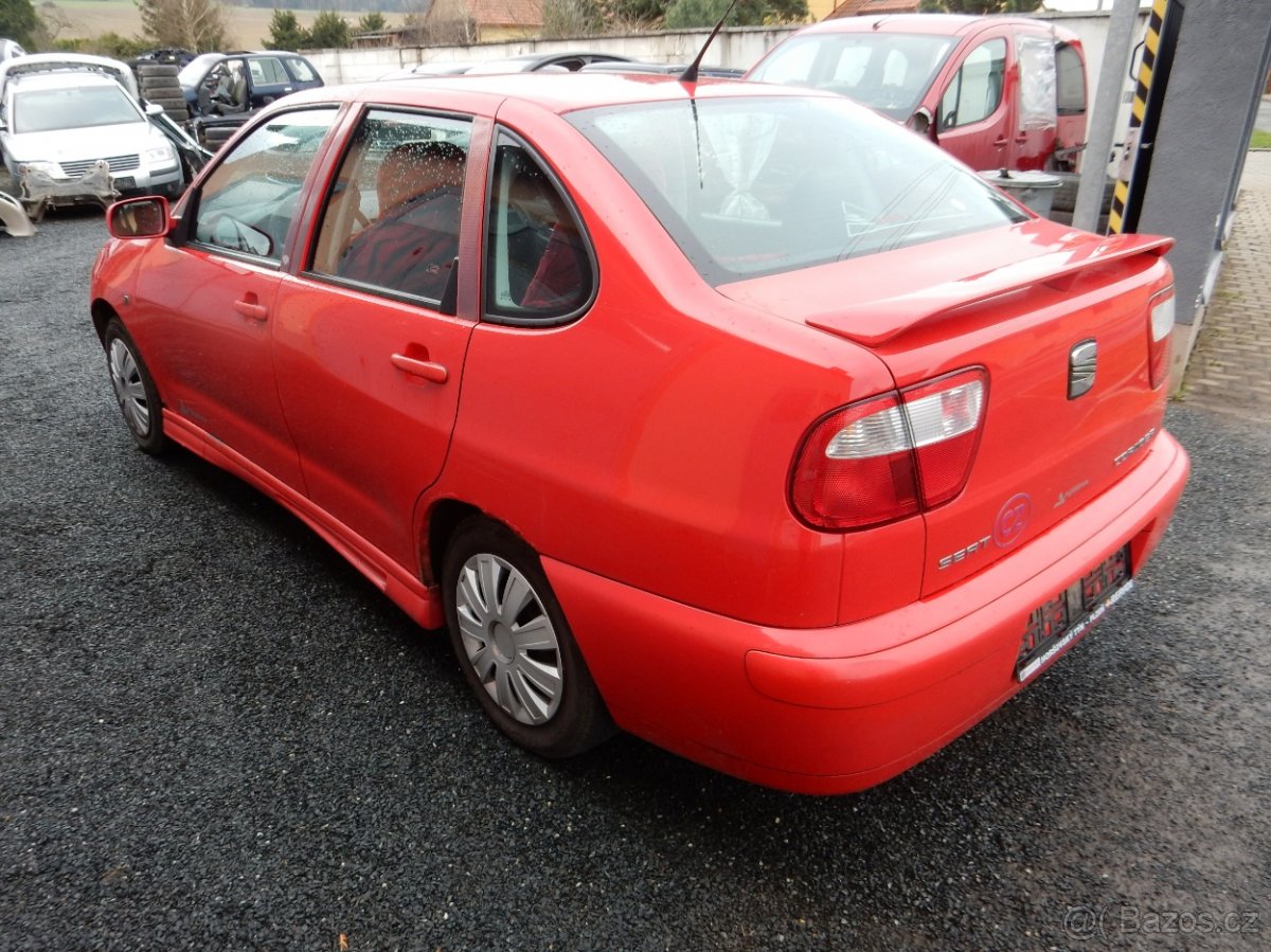 Seat Cordoba 1.4 44kw - AUD - náhradní díly - 4