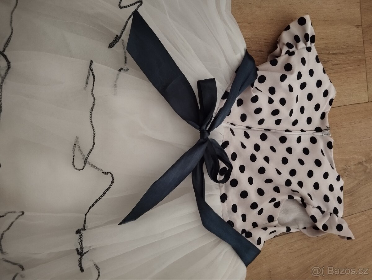 Detske saty vel.104 spolecenske - 4