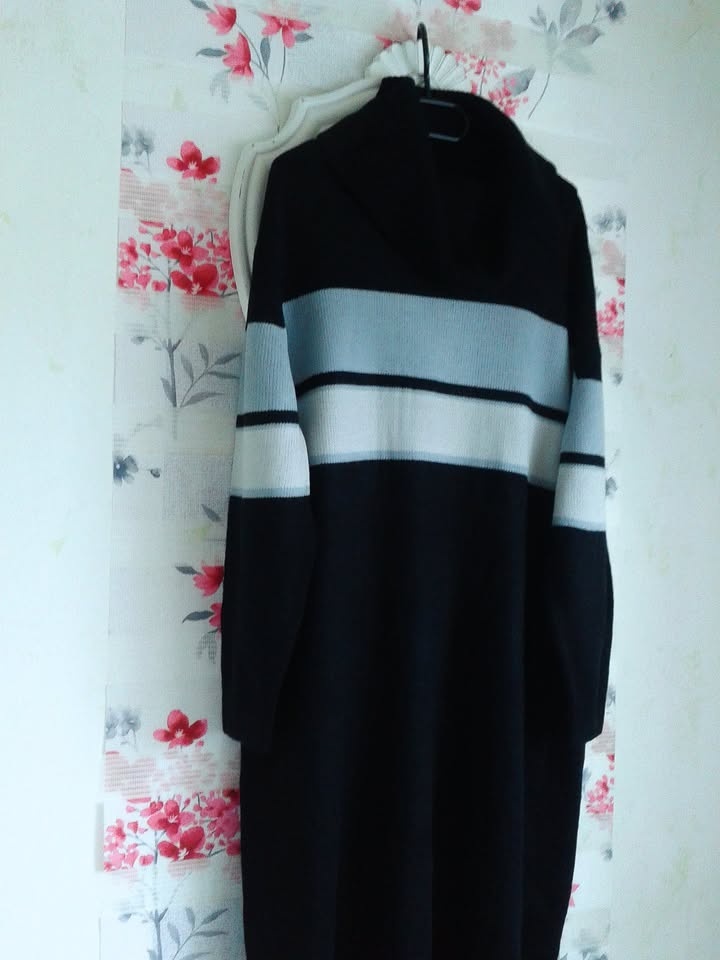 Teplé pletené šaty s rolákem 50/54 - 4