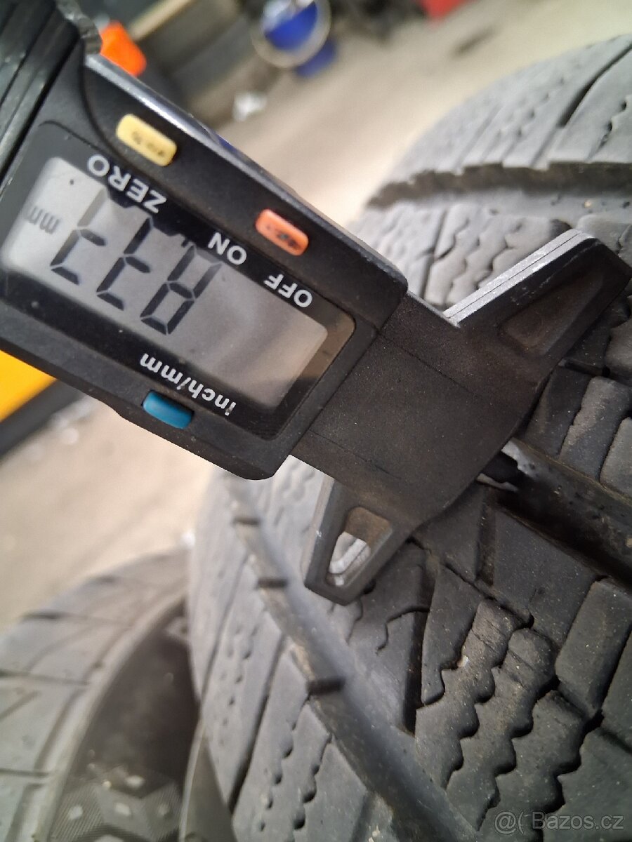 Zimní pneu 195/75R16 C - 4