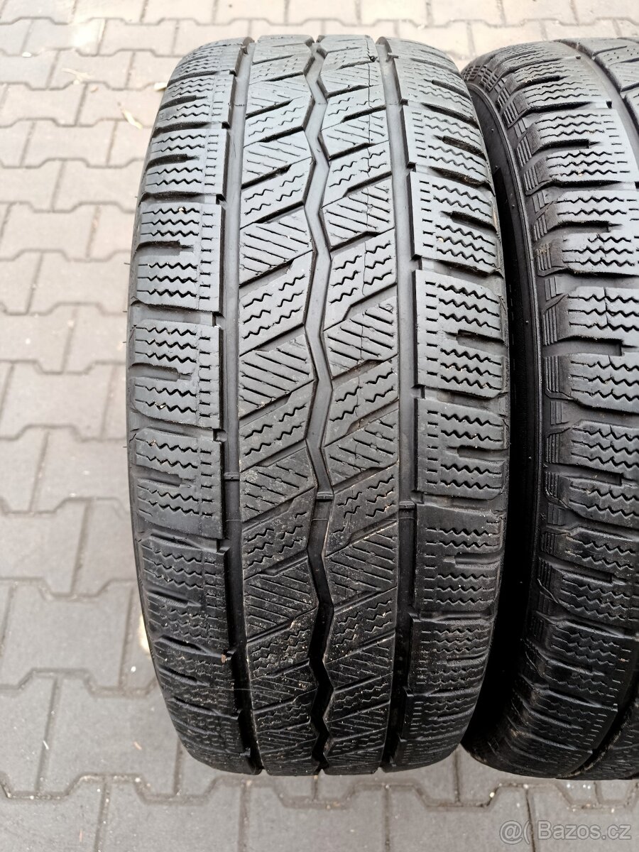 zimní pneu hankook 215/65/15 C - 4