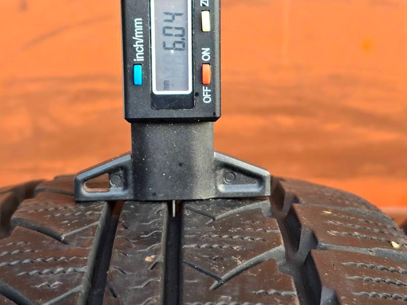 Zimní Barum 195/70/15C - 4