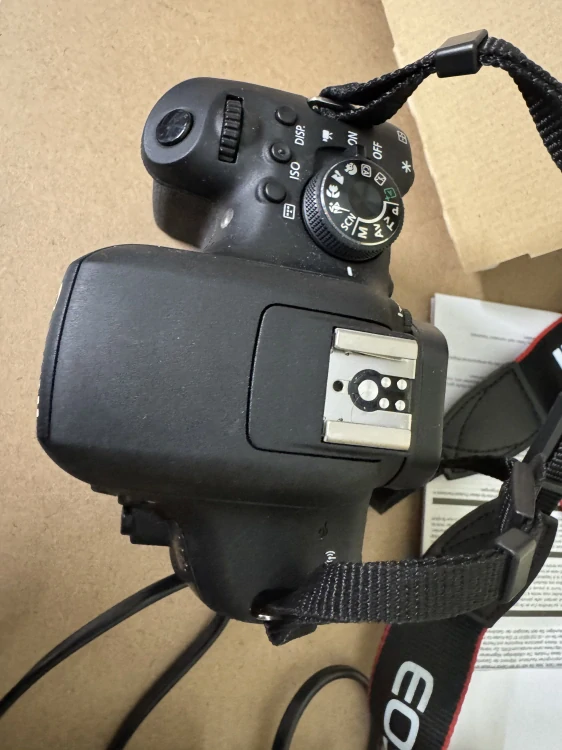 fotoaparát Canon EOS 750D - 4