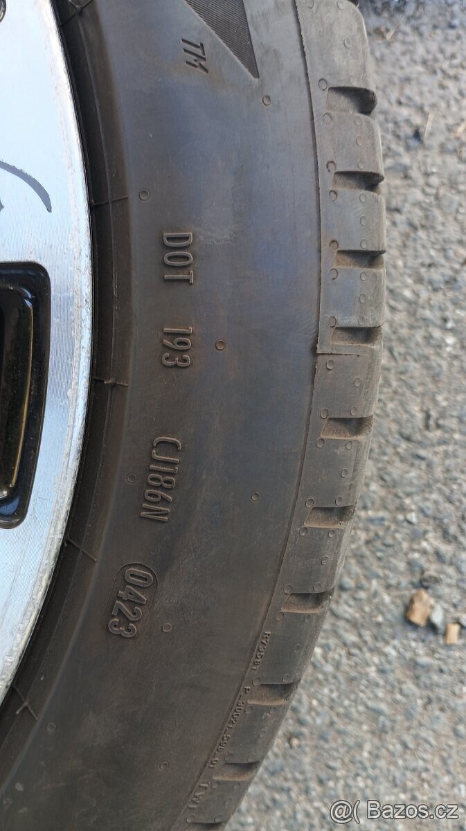 225/45/17 Pirelli Cinturato P7 C2 - 4