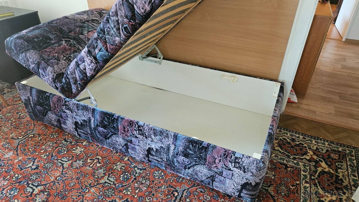 Postel s uložným prostorem - 4