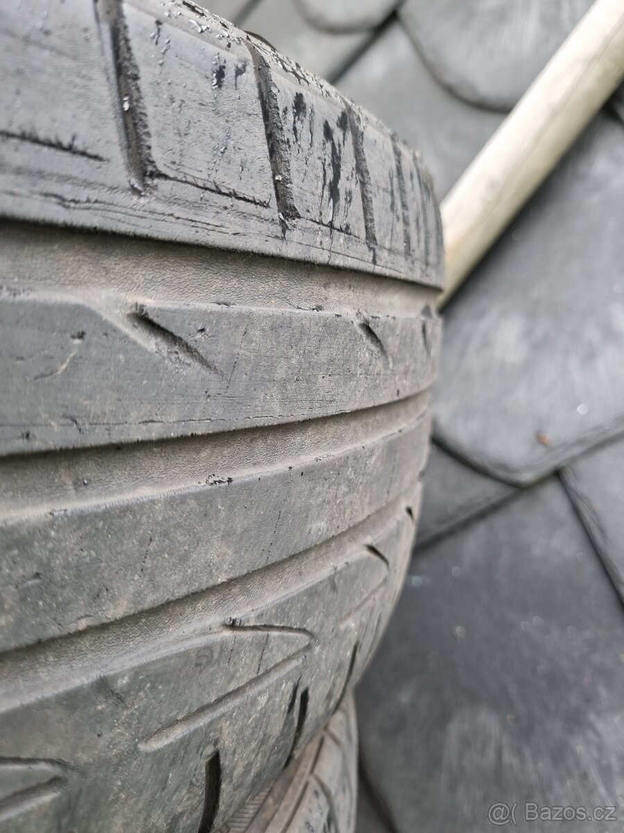 205/45/r17 84 W Bridgestone - 4
