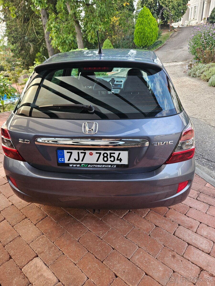 Honda Civic 7g 2.0 i-VTEC - 4