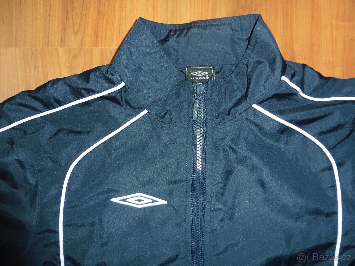 Tmavě modrá bunda UMBRO vel. 134 cm - 4