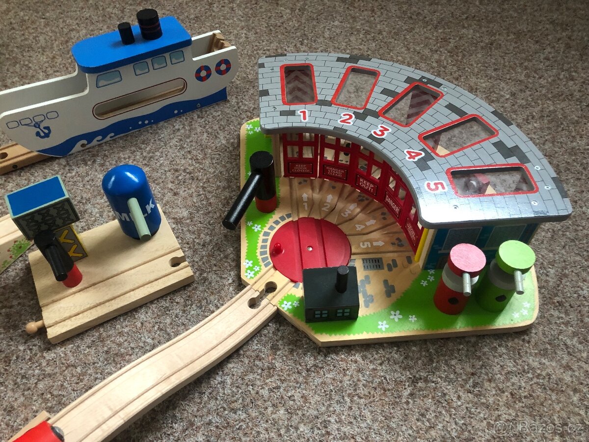 Dřevěné koleje a příslušenství - 4