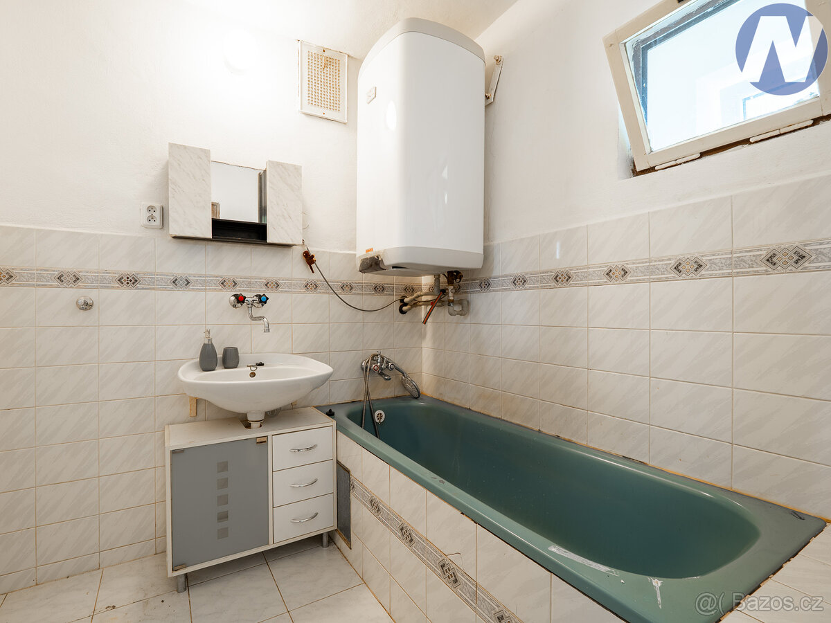 Prodej, byt 3+1 75m2 s garáží, Arnoštov, Křišťanov - 4