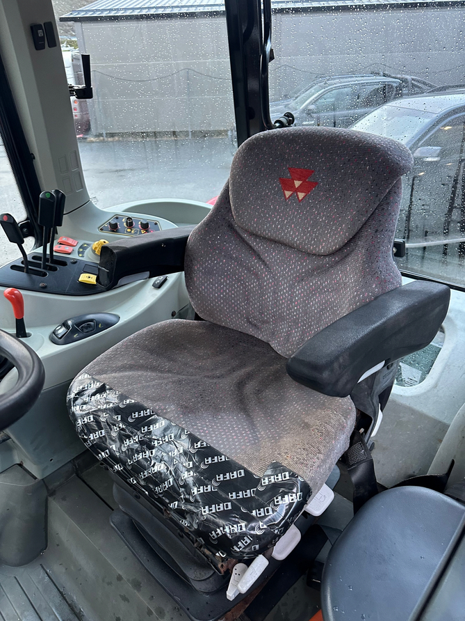 Massey Ferguson 5445 - 4