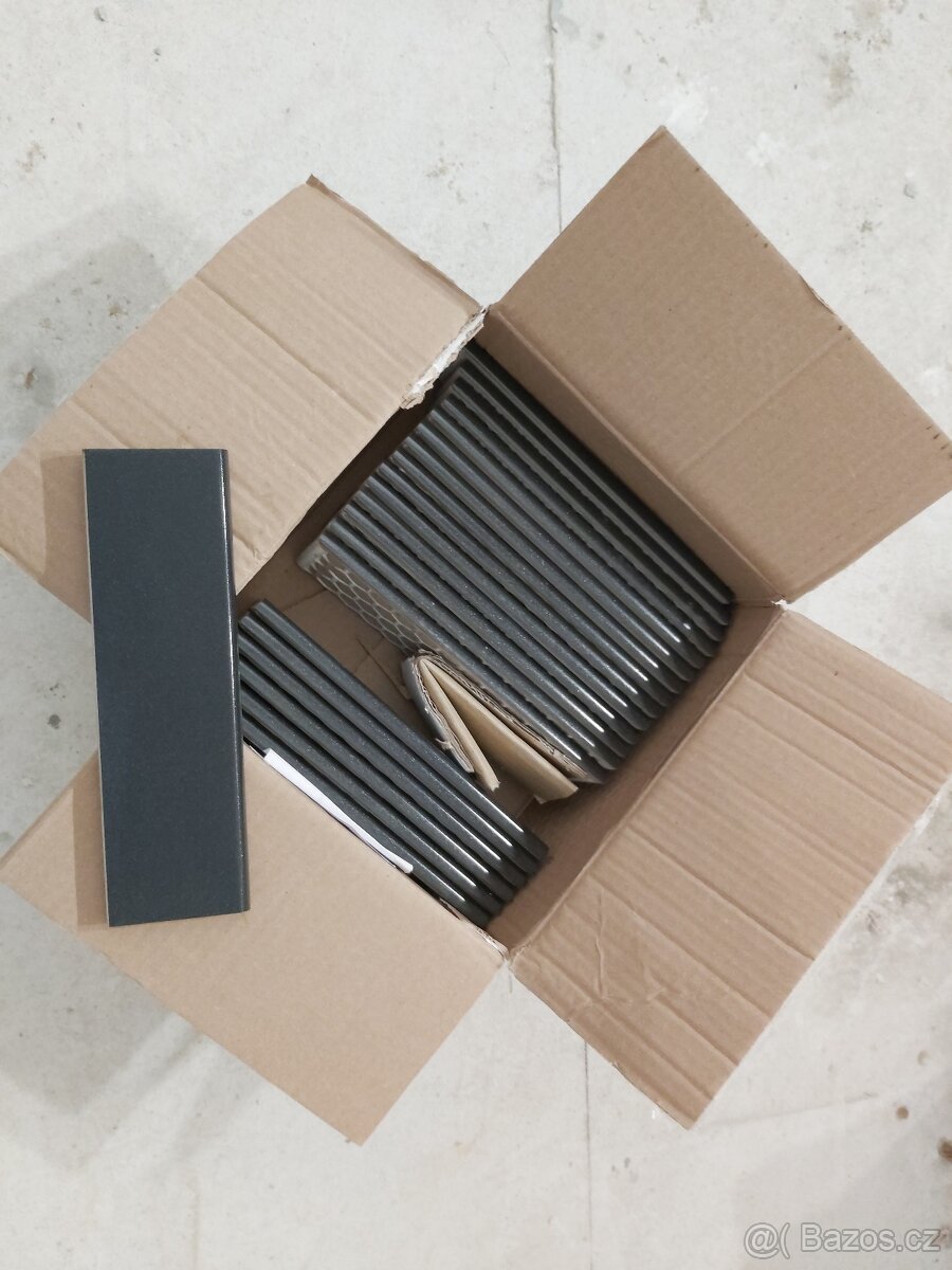 Zbytky obkladů, dlažba a profily - retro - 4