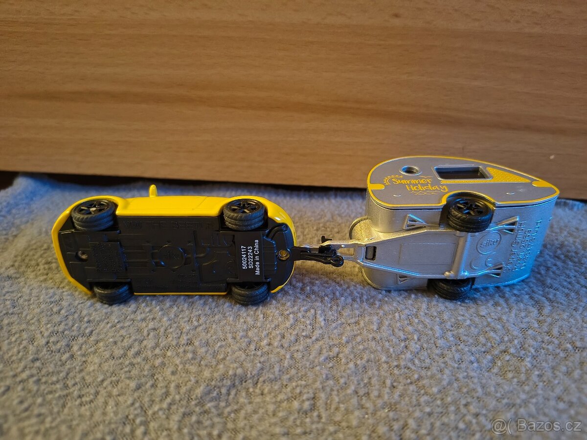 Siku 1629 auto s obytným přívěsem - 4