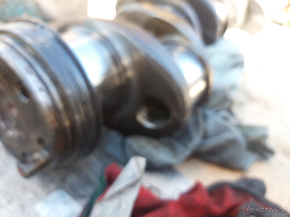 Zetor Crystal motor 8001 - 4
