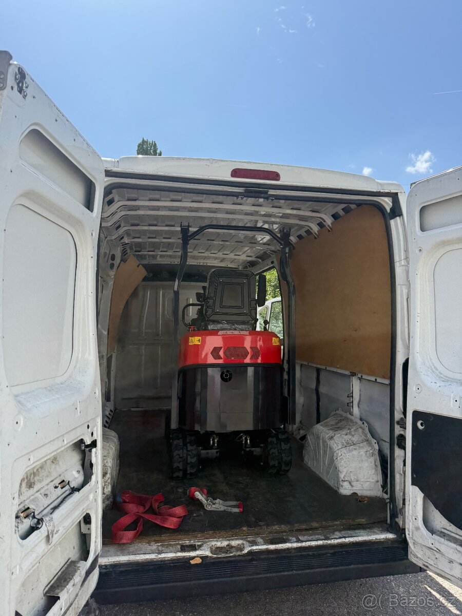Minibagr 1.2t motor Koop 7.5kw - 4