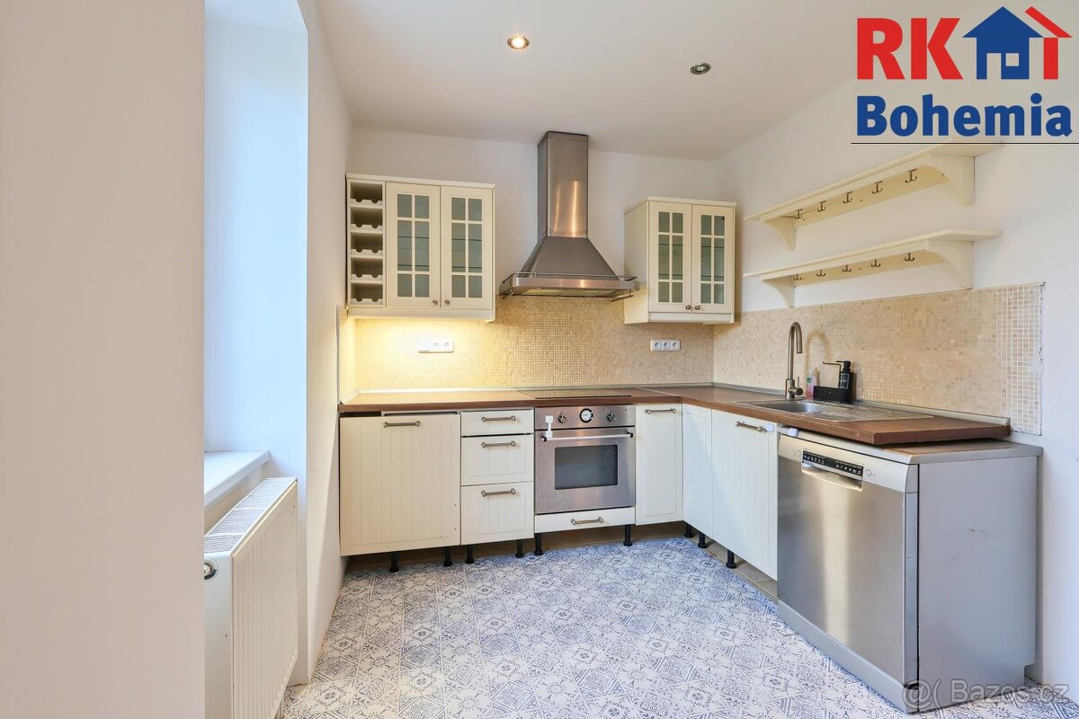 Pronájem bytu 3+1 u centra města Český Brod, v ulici Masaryk - 4