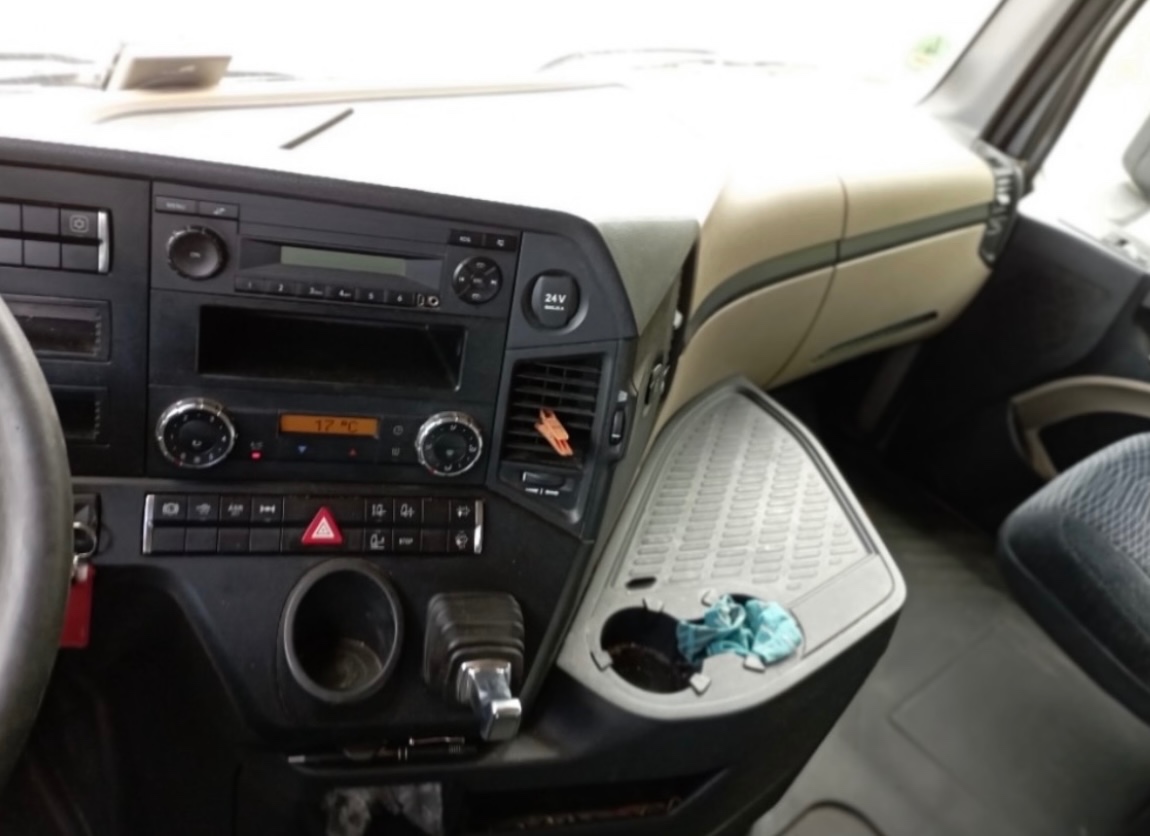 Mercedes Benz Actros 1845 - 4