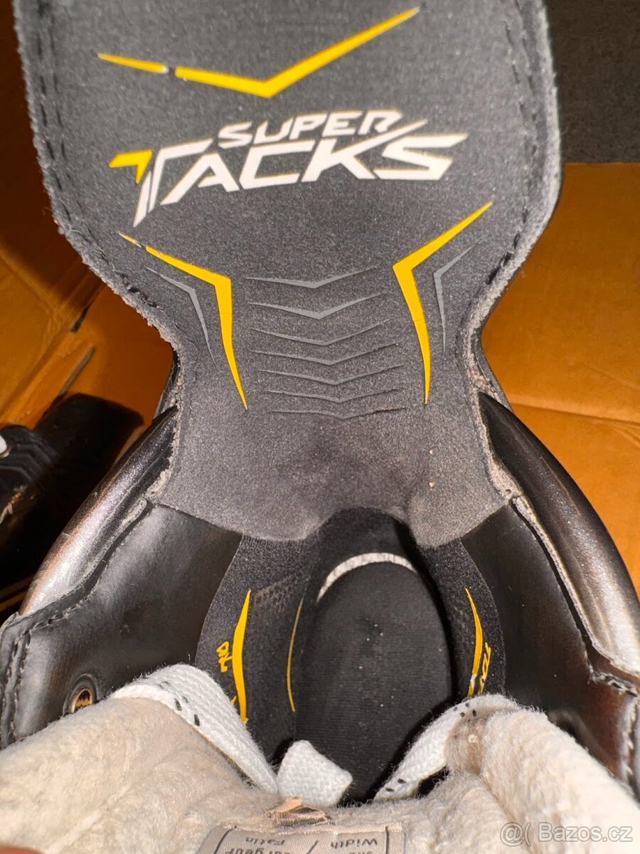 BRUSLE CCM SUPERTACKS AS1, vel. 38,5/5 EE - 4