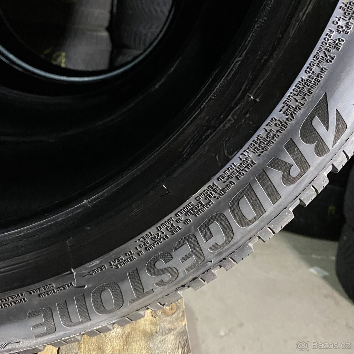 Zimní pneu 245/45 R18 100V Bridgestone 5-5,5mm - 4