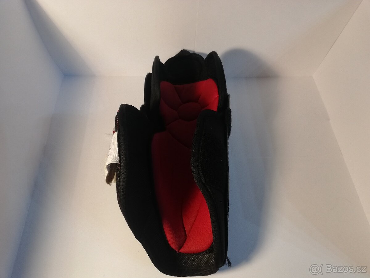 Hokejová výbava - 4